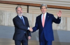 Secretary of State John Kerry (right) met with Brazil’s Minister of External Relations, Antonio Patriota (left) in Brasília on Tuesday, August 13th, photo by Antonio Cruz/ABr.